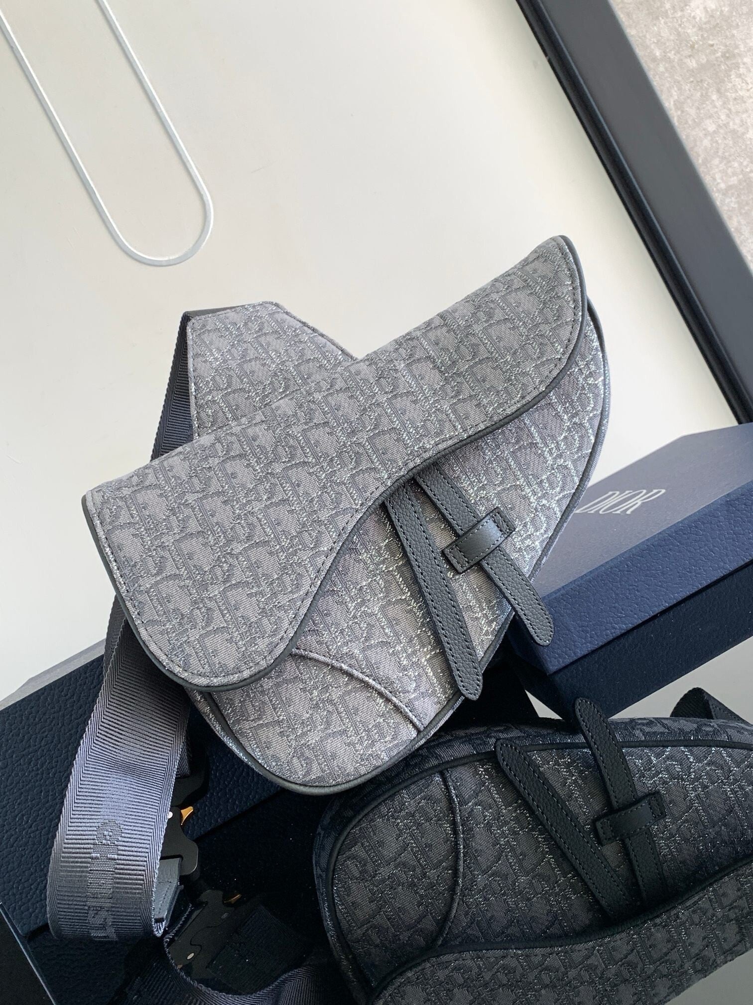 Dior saddle men’s bag