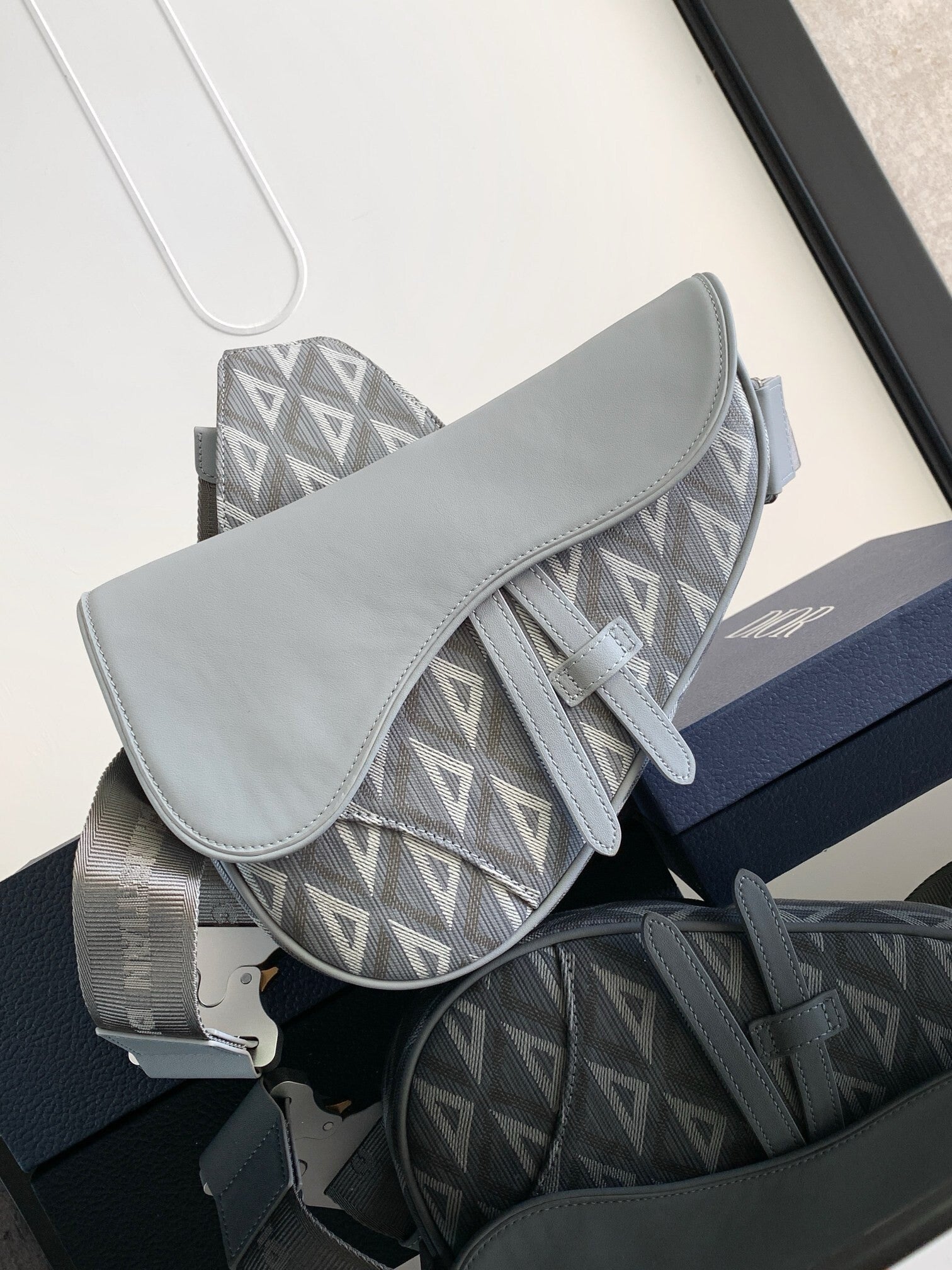 Dior saddle men’s bag