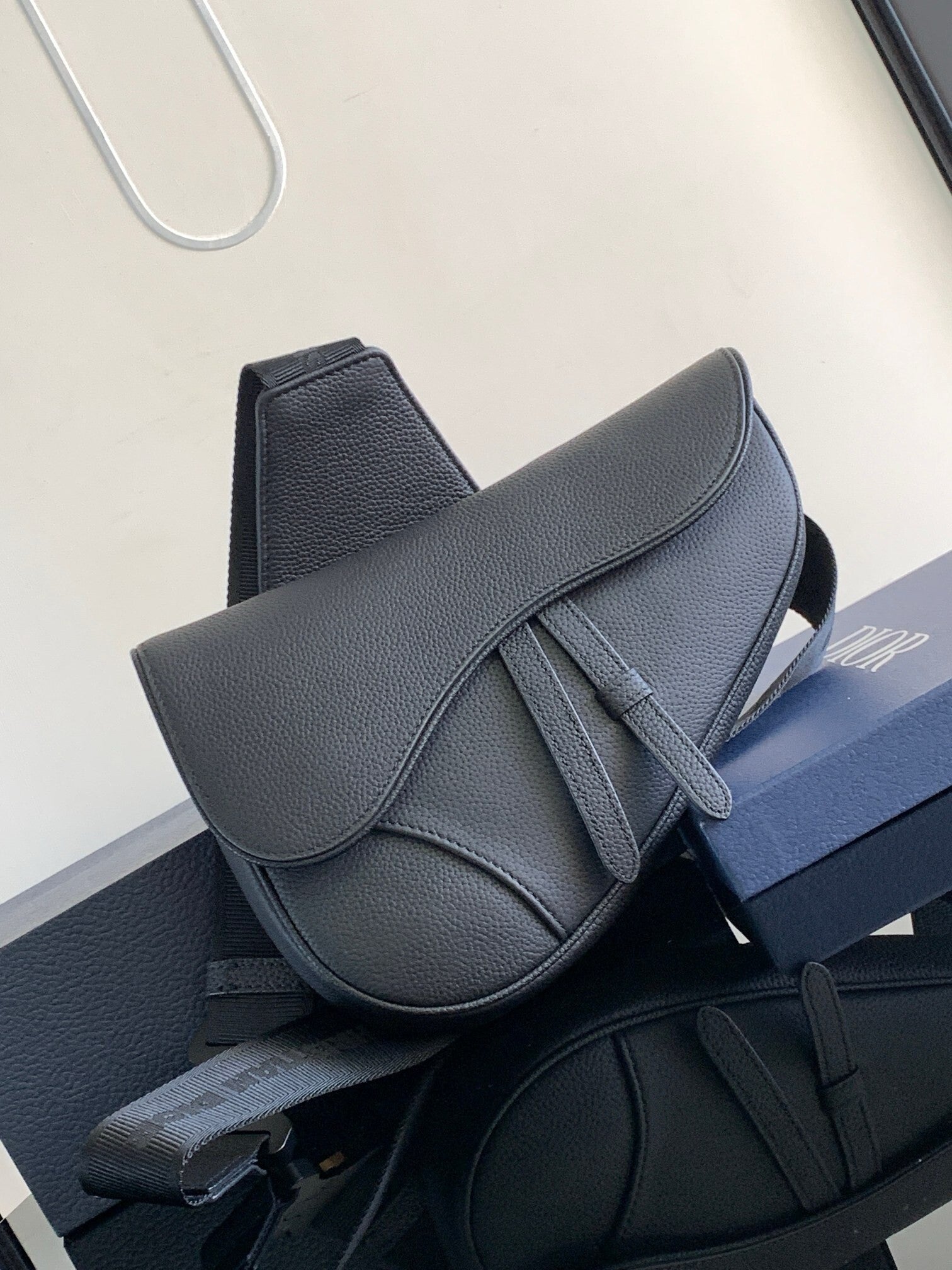 Dior saddle men’s bag