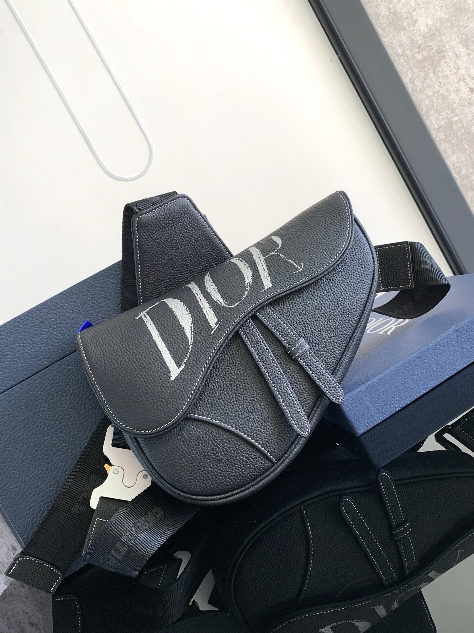 Dior saddle men’s bag