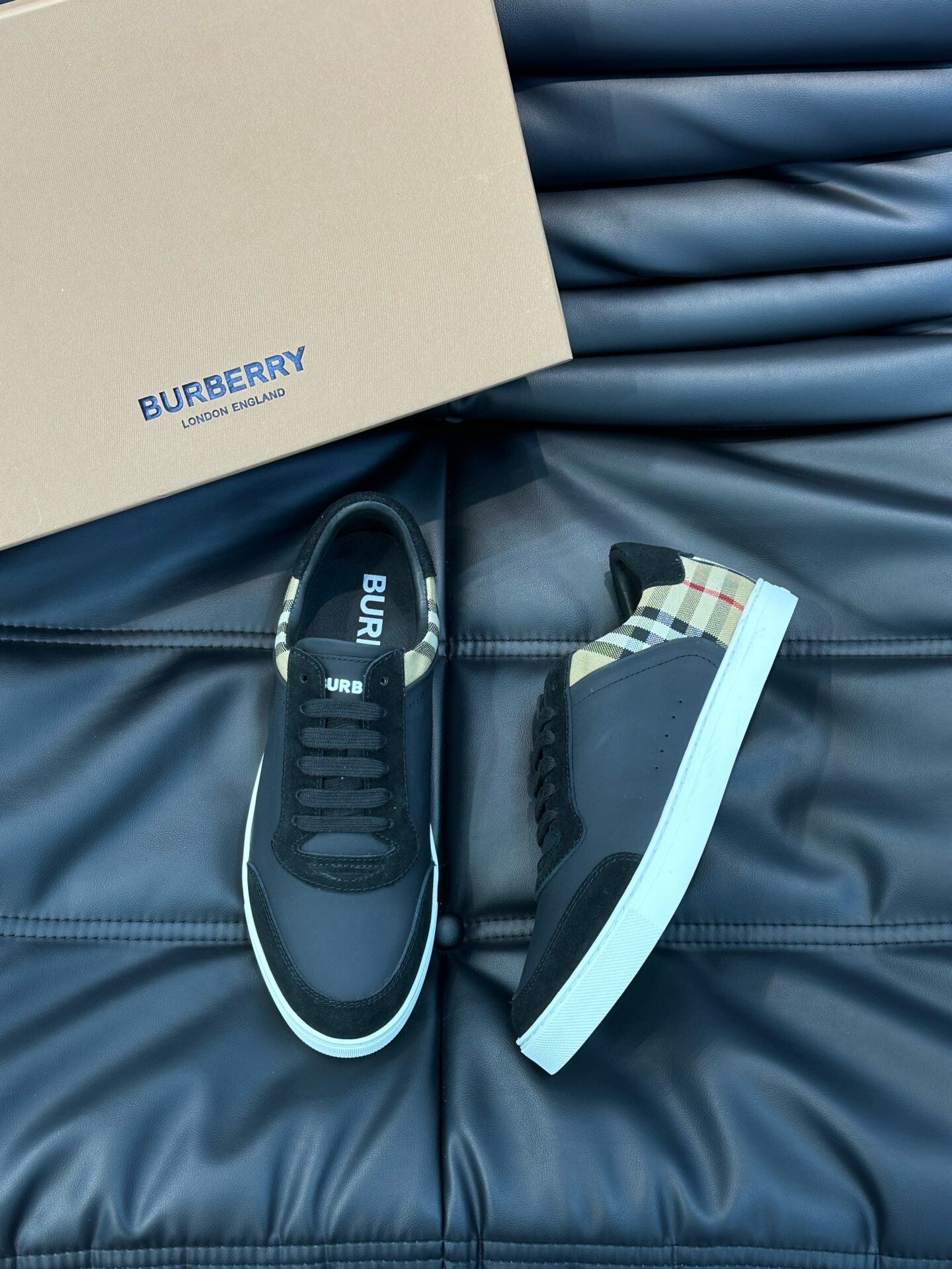 Burberry sneakers “24