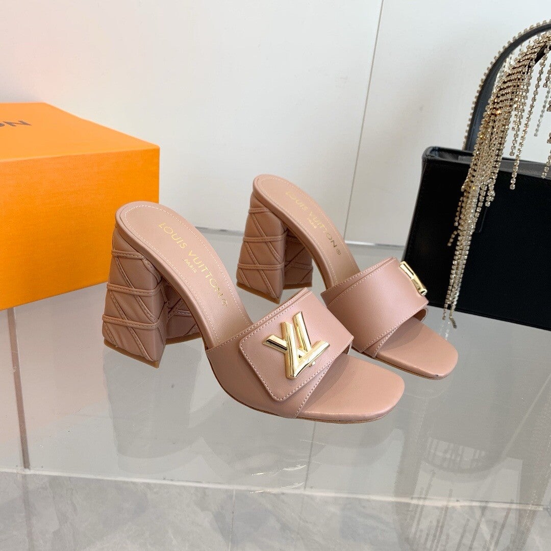 Louis Vuitton Women’s shoes “24