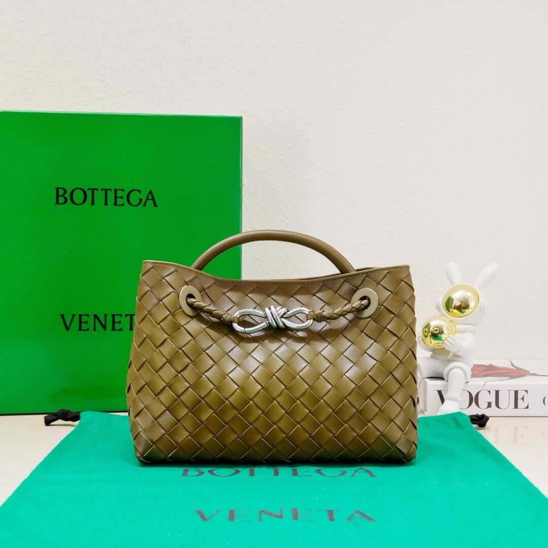 Intrecciato Women’s bag
