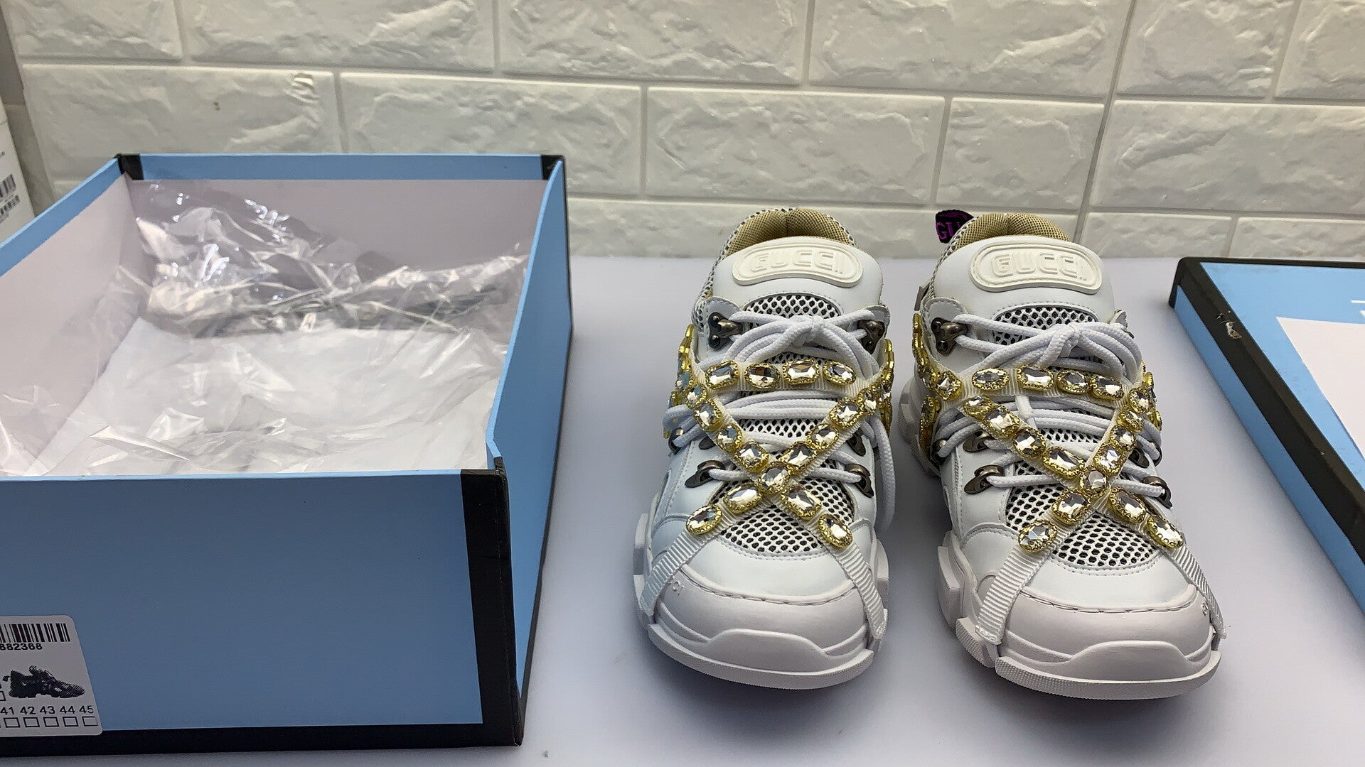 Gucci Flashtrek Sneakers