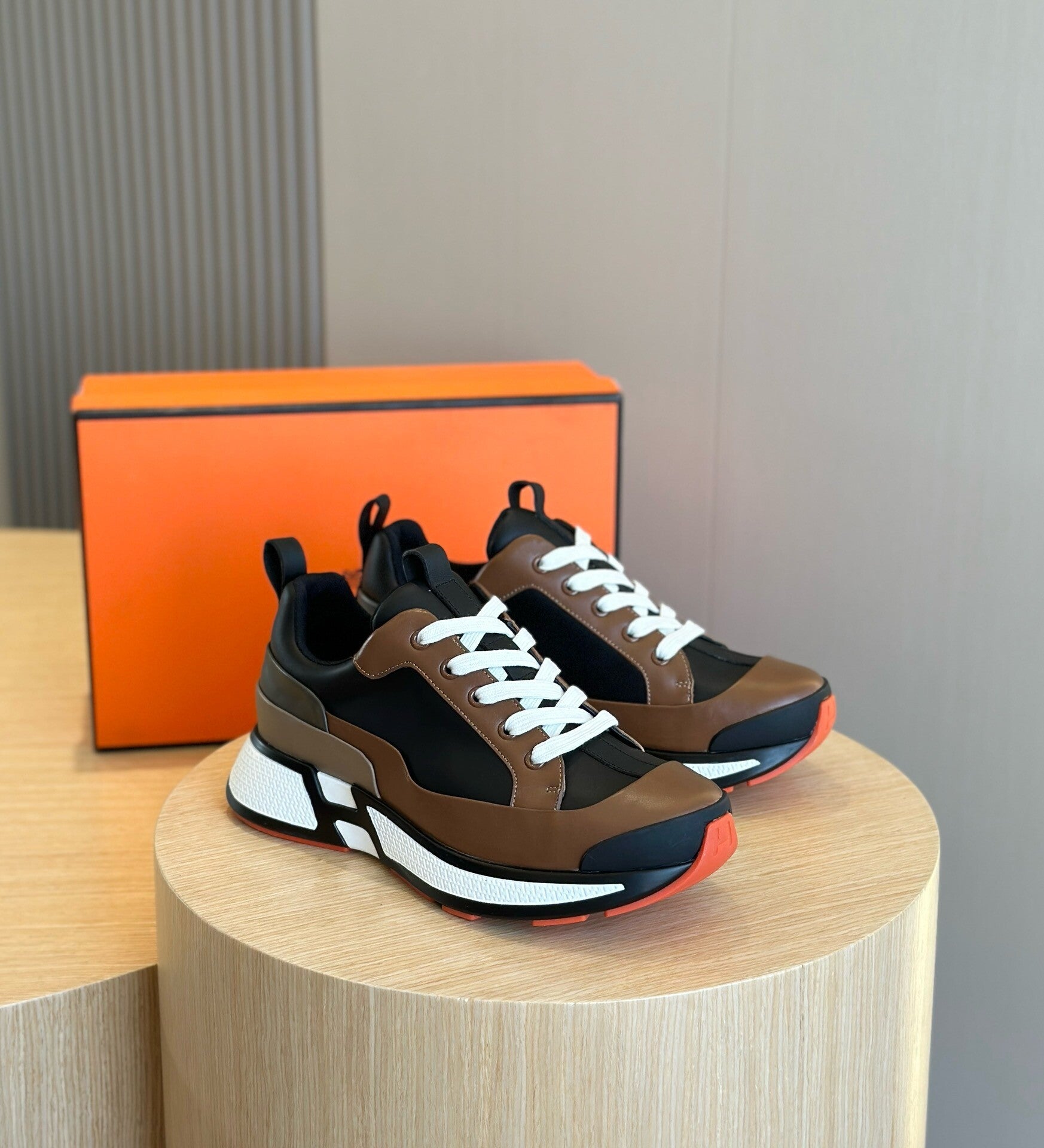 Hermes Hugo men's sneakers