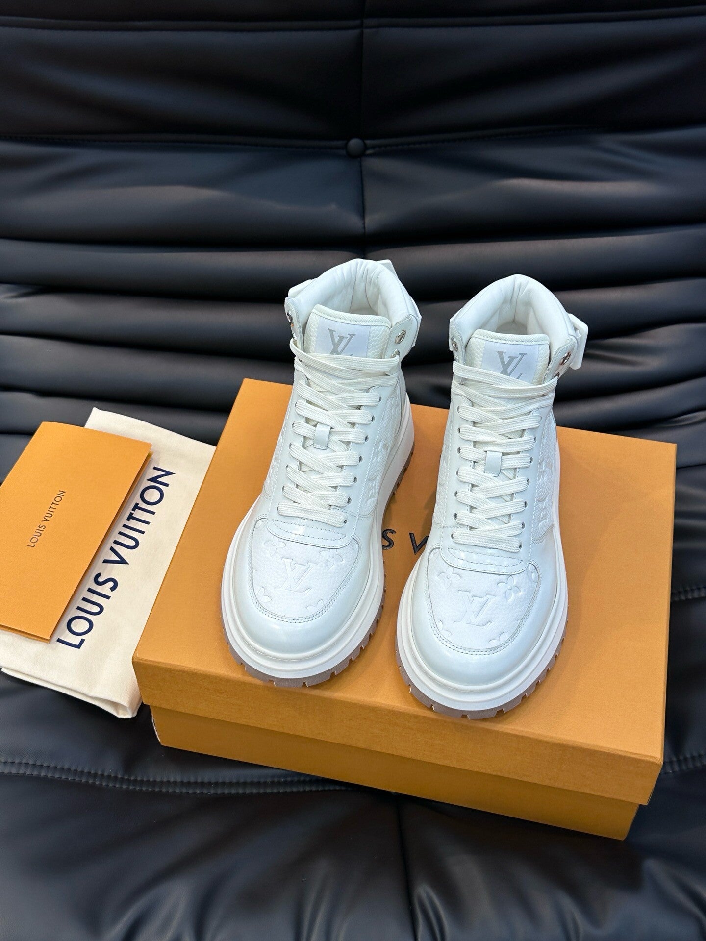 LV “24 High top monogram sneakers
