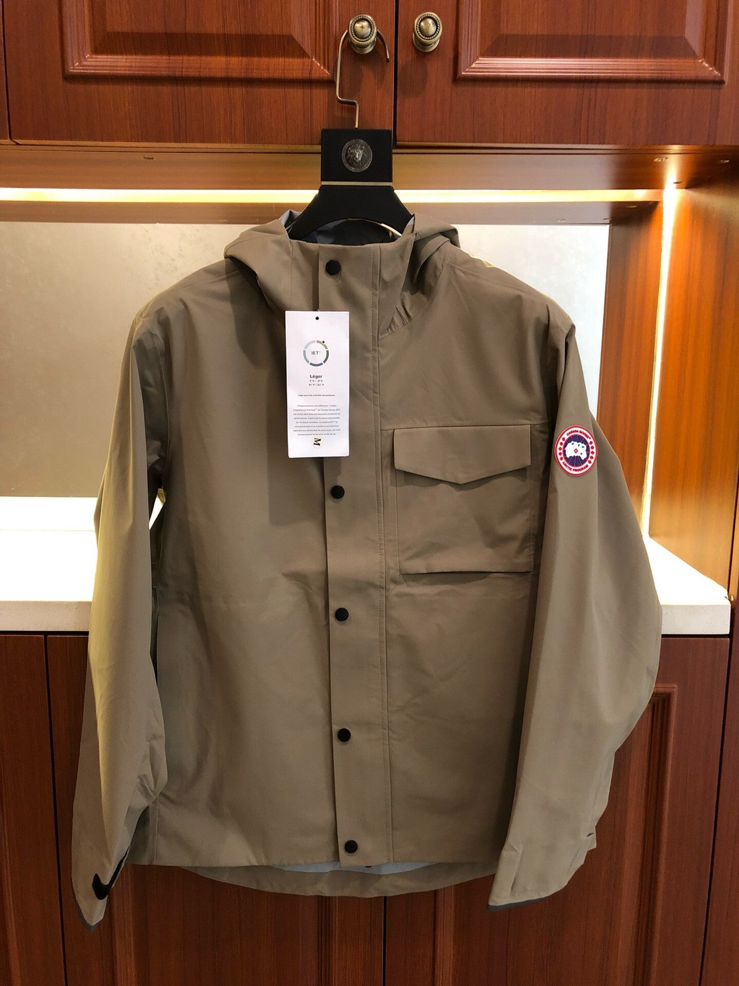 C/.nada Goose 2023 early spring the latest outdoor hooded rubber jacket