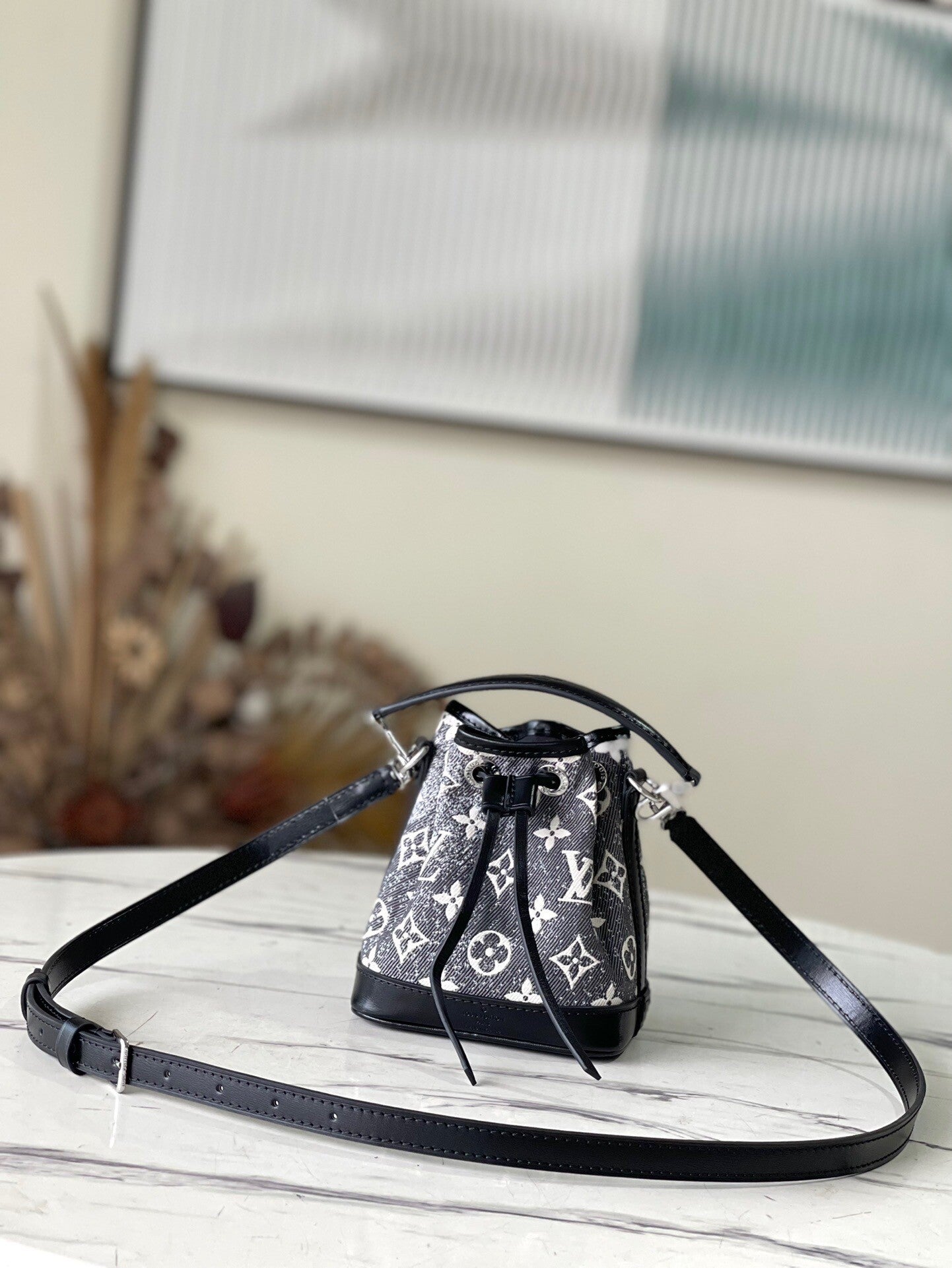 23SS LV SHOULDER BAG SIZE-13*16*10CM