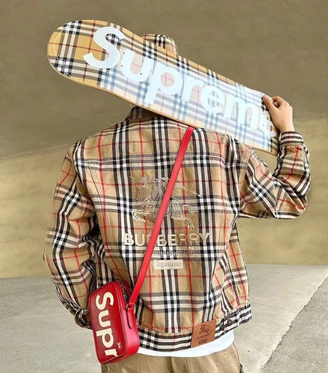 SU^^^EME  BBR Denim jacket