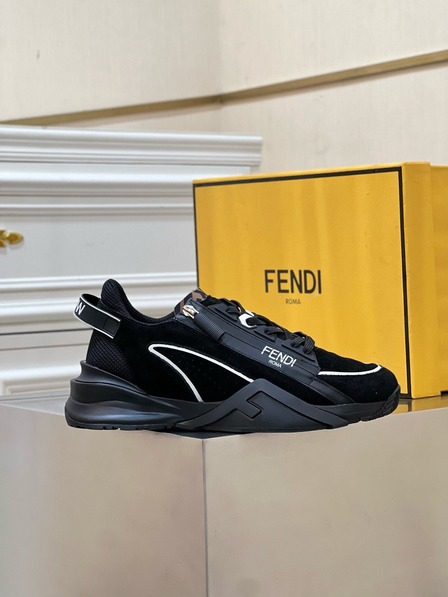 Fendi flow sneakers “24