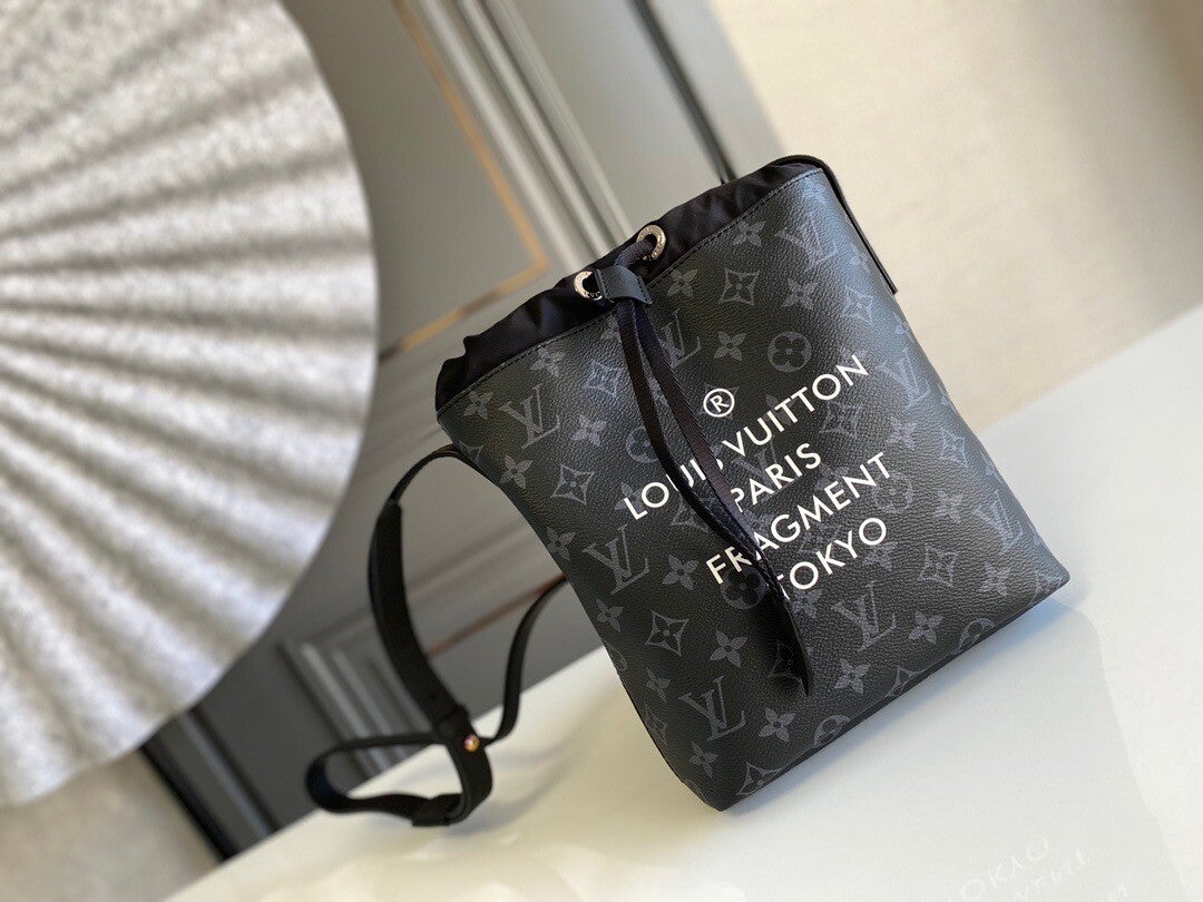 23SS LV HANDBAG SIZE