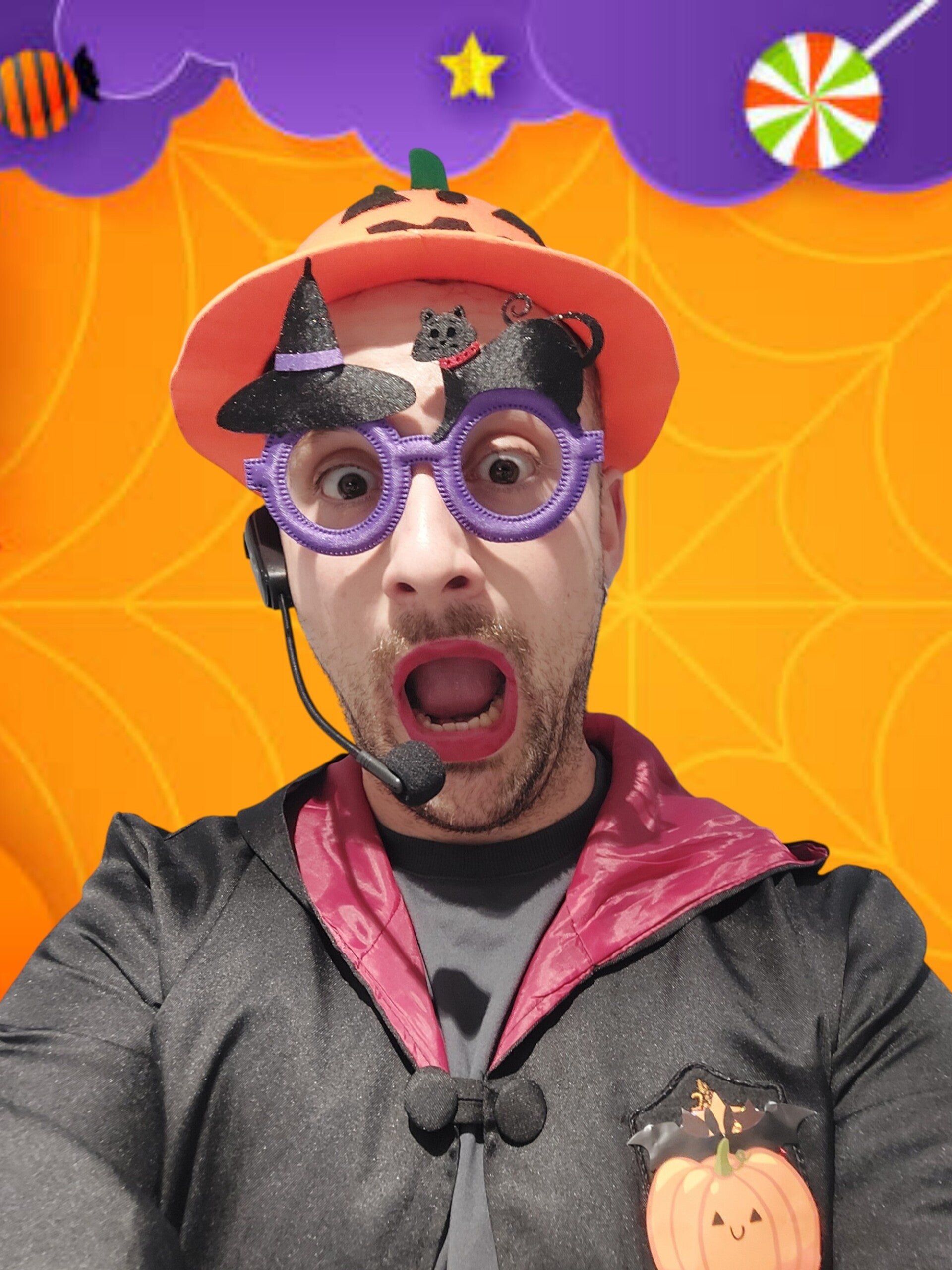 halloween themed children’s party entertainer in London