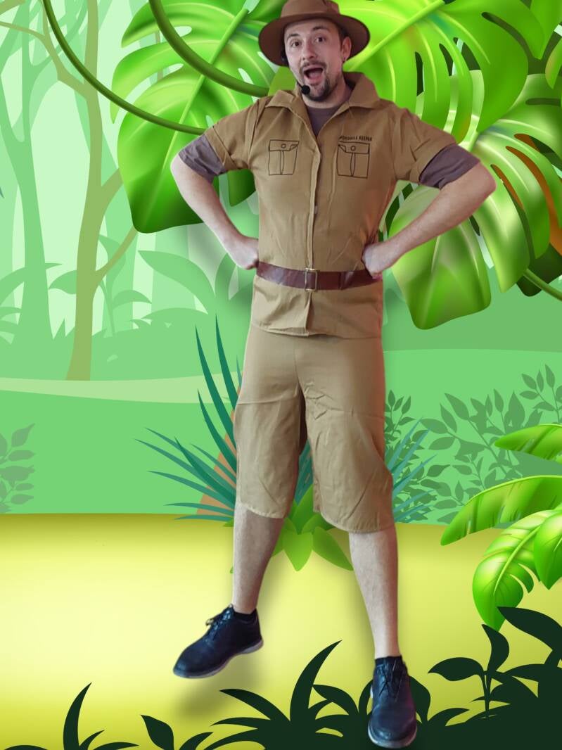 dinosaur themed children’s party entertainer in London