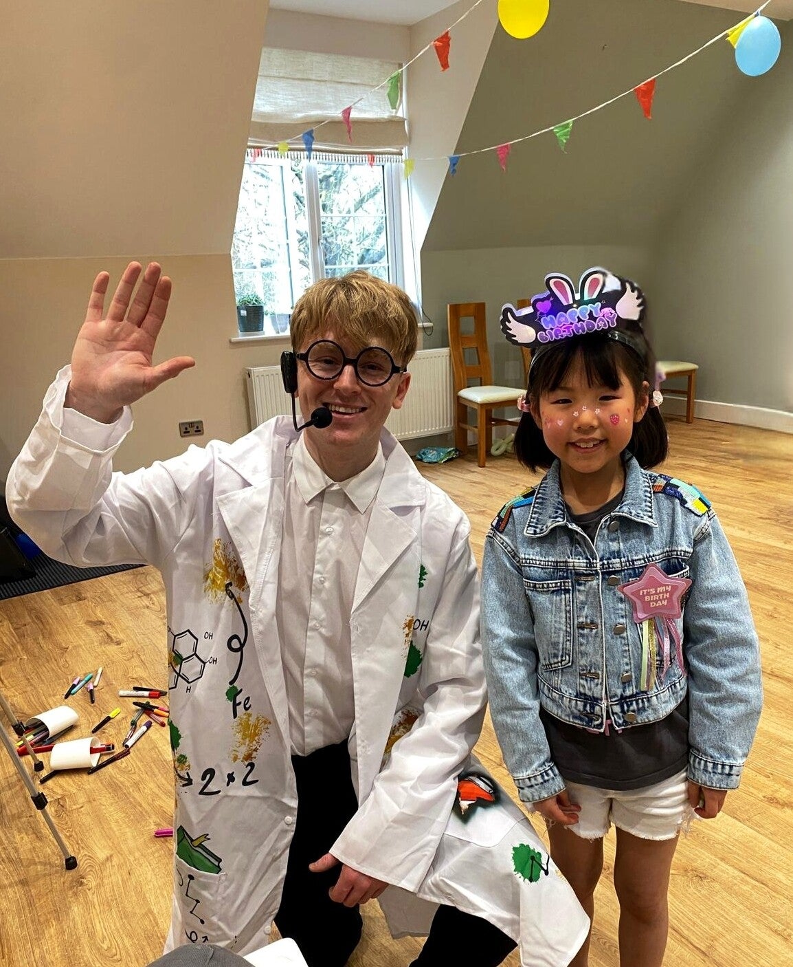 science themed children’s party entertainer in London