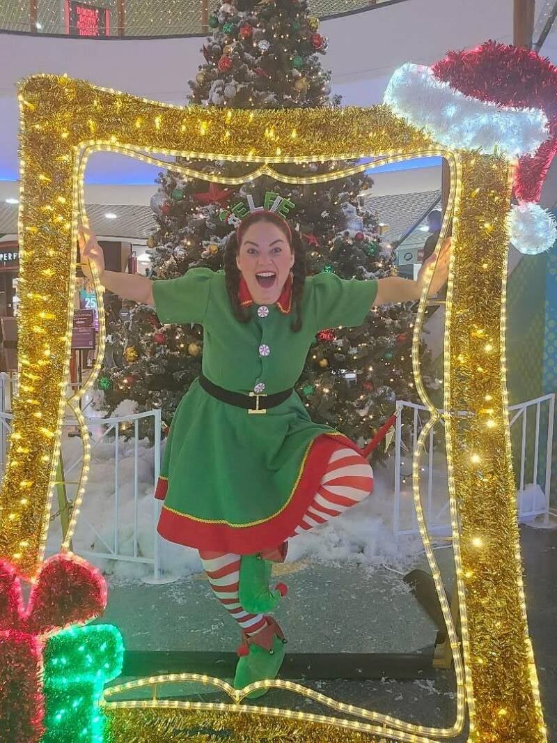 christmas elf entertainer in office london