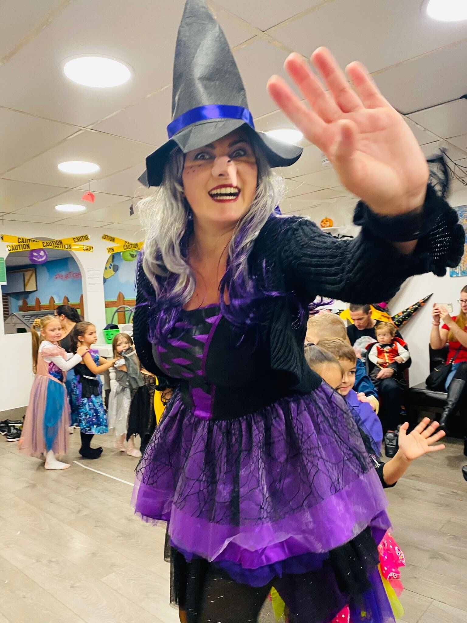 halloween themed party entertainer in London