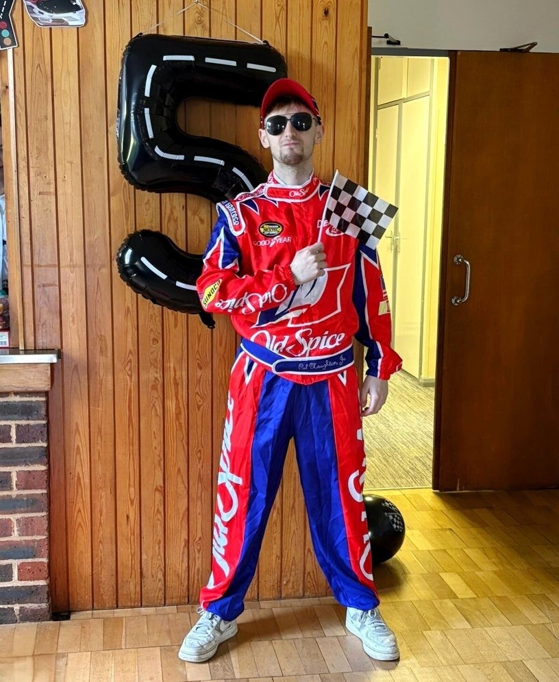 Cars themed children’s dance party entertainer in London