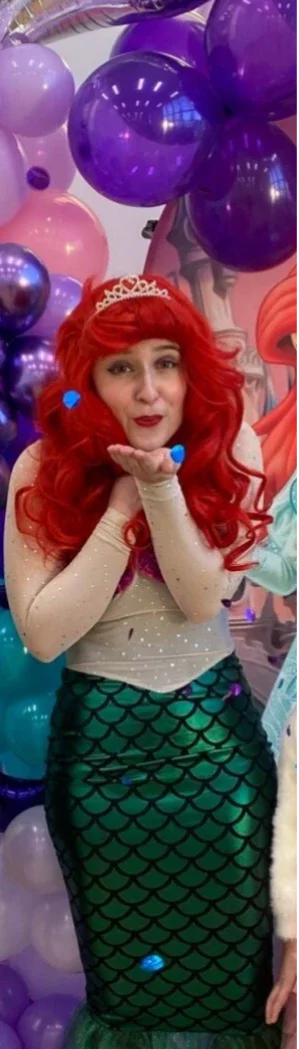 mermaid themed children’s party entertainer in London