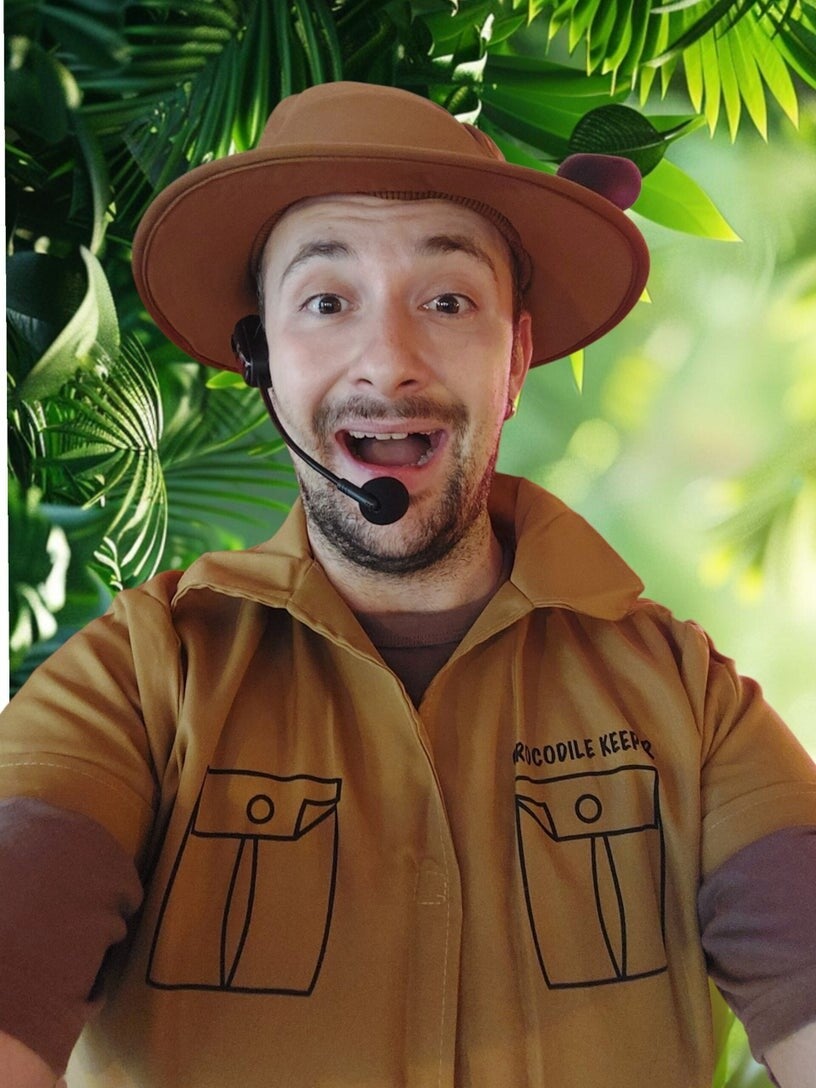 jungle safari themed children’s party entertainer in London