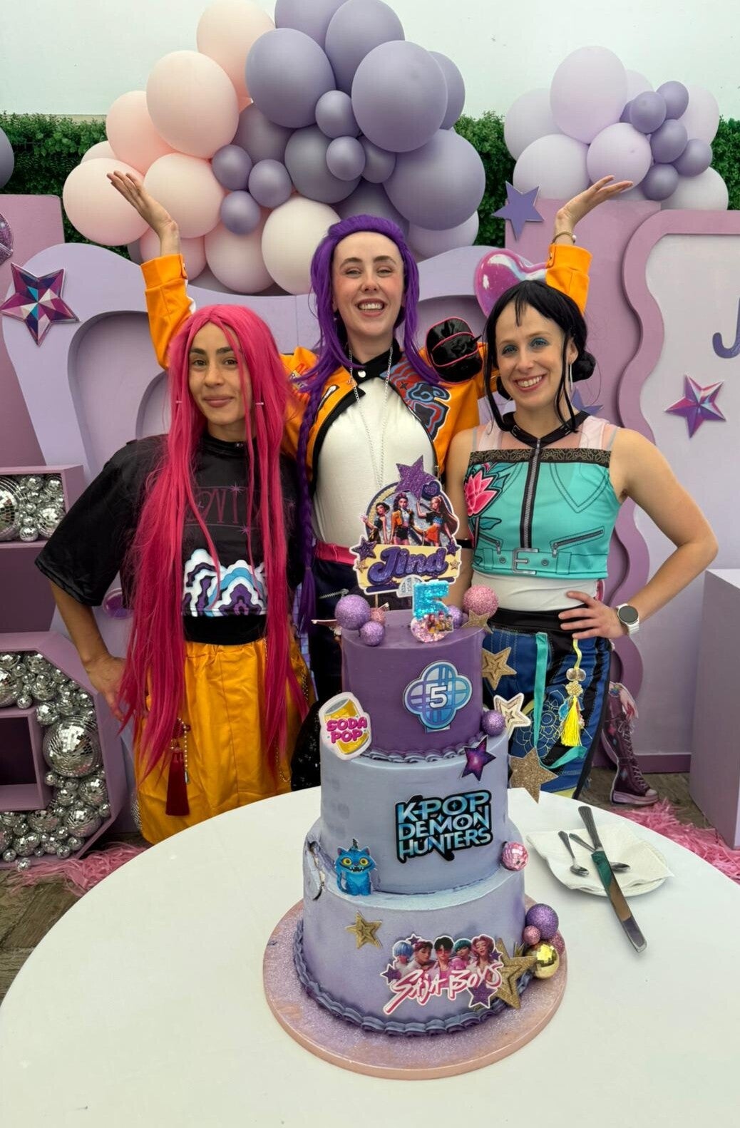K-POP Demon Hunters themed children’s party entertainer in London