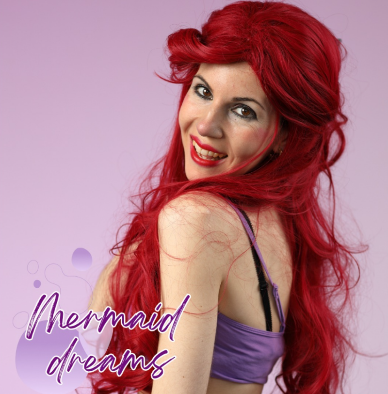 mermaid themed children’s party entertainer in London