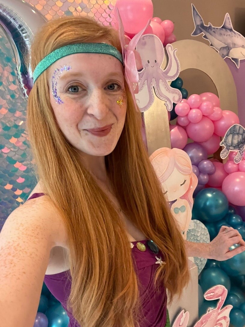 mermaid themed children’s party entertainer in London