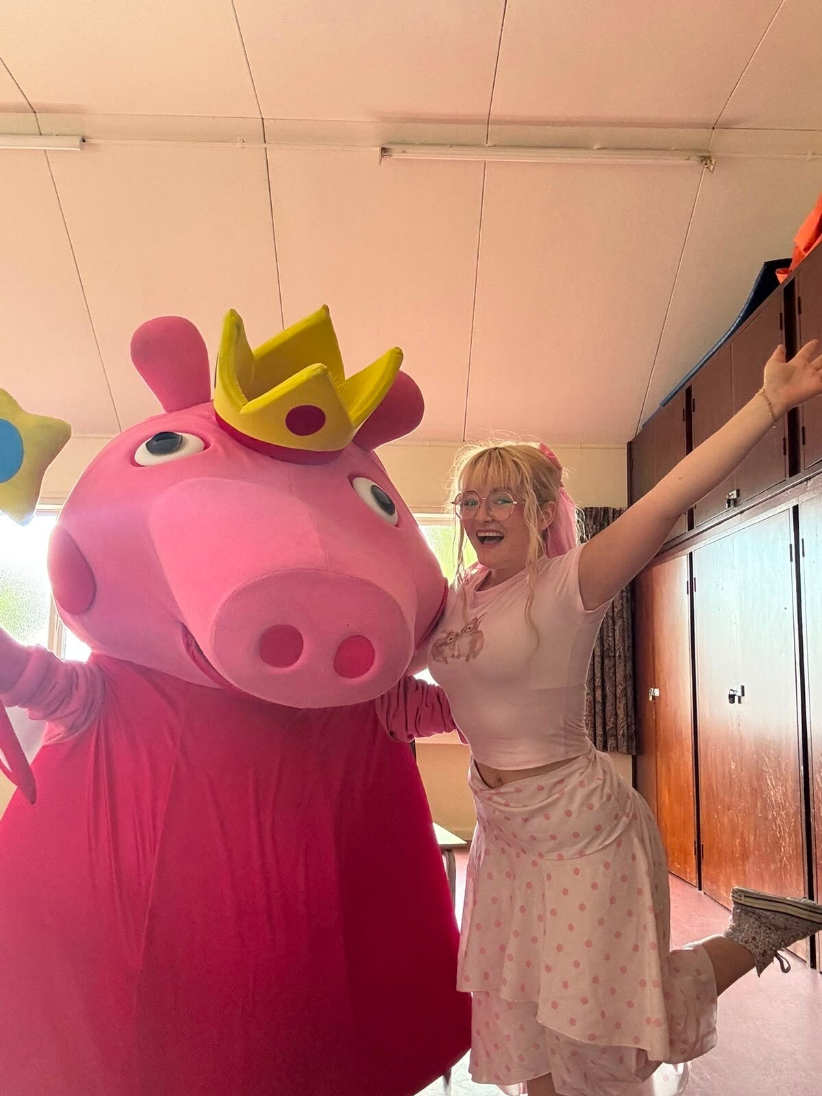 peppa pig themed party entertainer in Londond