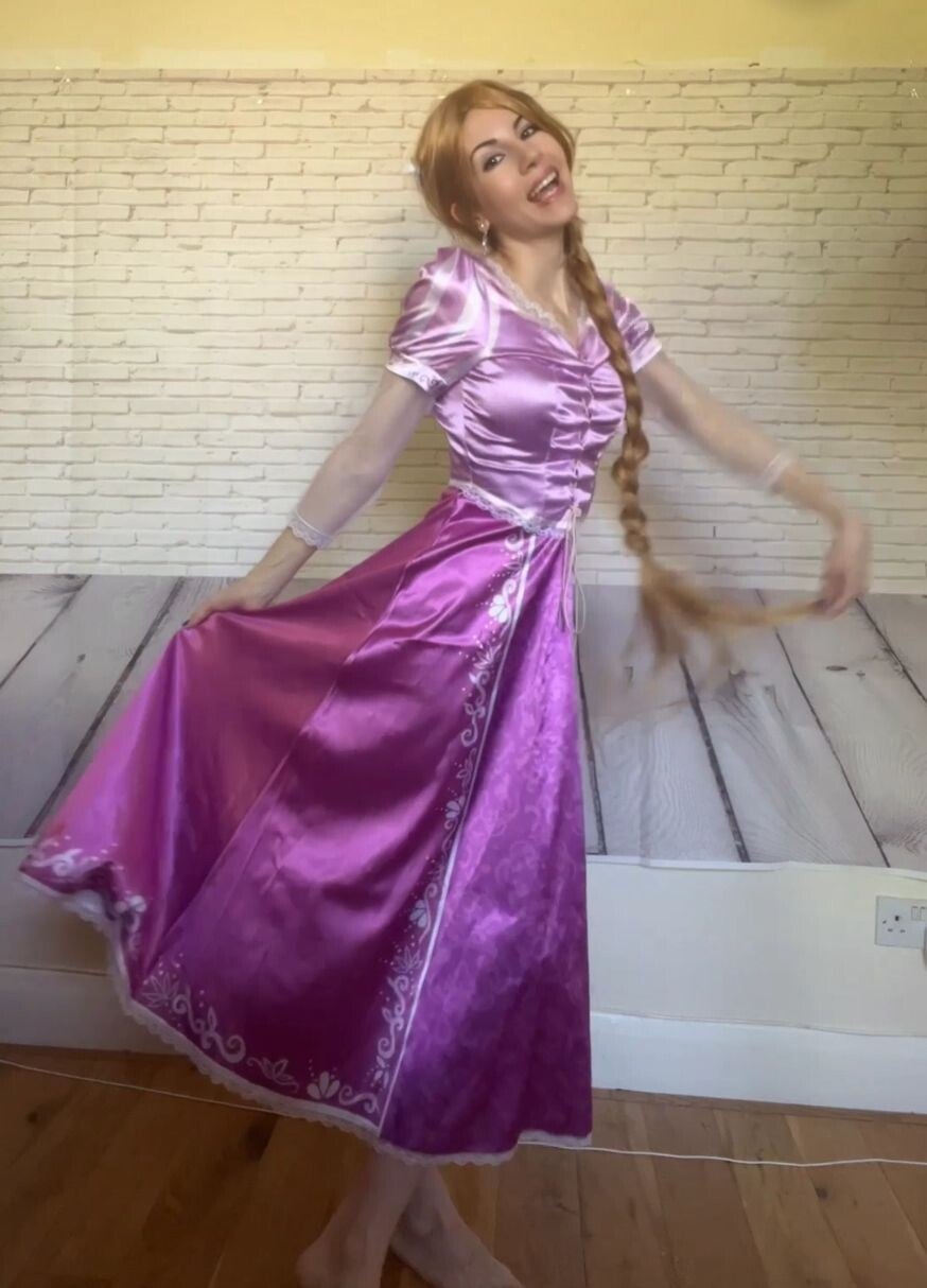 Princess themed children’s party entertainer in London