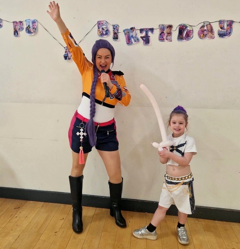 K-POP Demon Hunters themed children’s party entertainer in London