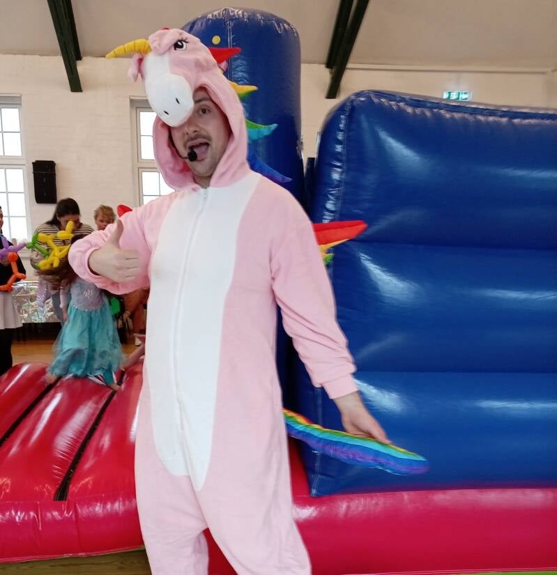 unicorn themed children’s party entertainer in London