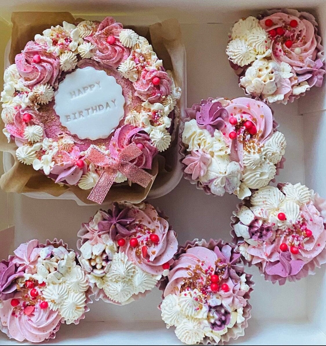 Box de bento et cupcake