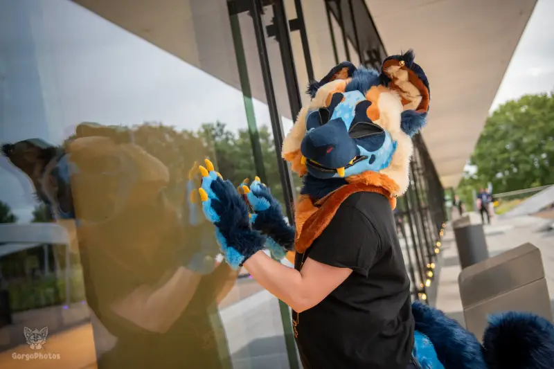 ef30_dutjephotoshoot-26-standard.webp