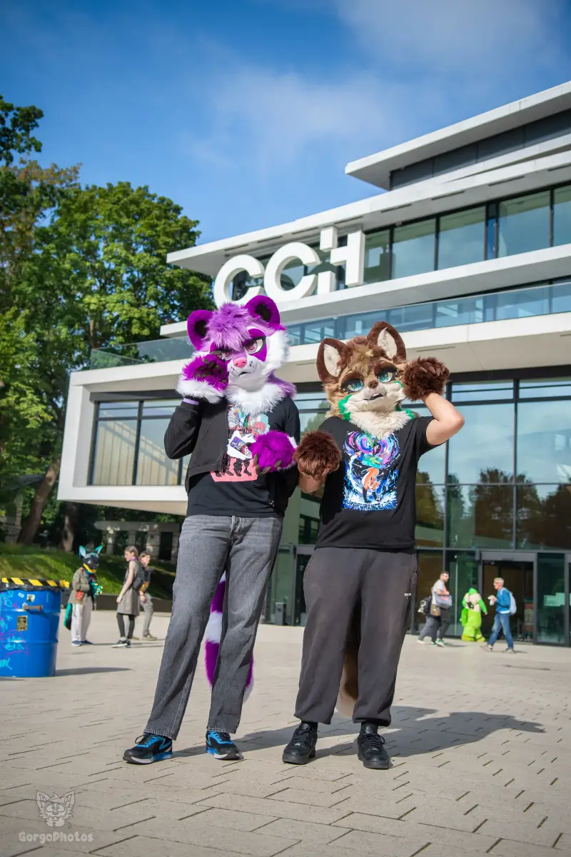 ef30_luci-contraphotoshoot-11-standard.webp