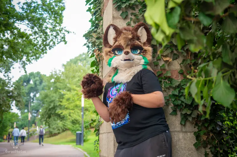 ef30_luci-contraphotoshoot-31-standard.webp