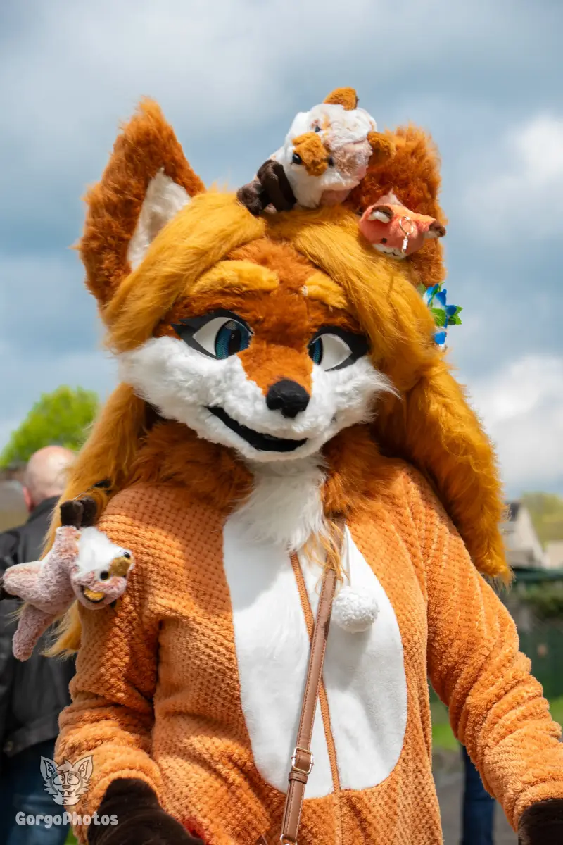 koningsdagfurwalk-16-standard.webp