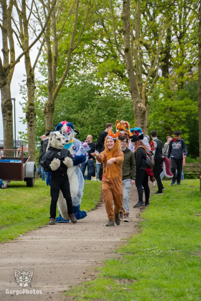 koningsdagfurwalk-27-standard.webp