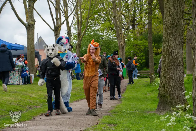 koningsdagfurwalk-28-standard.webp