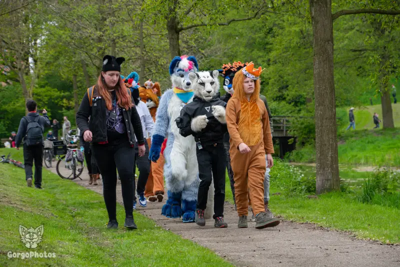koningsdagfurwalk-31-standard.webp