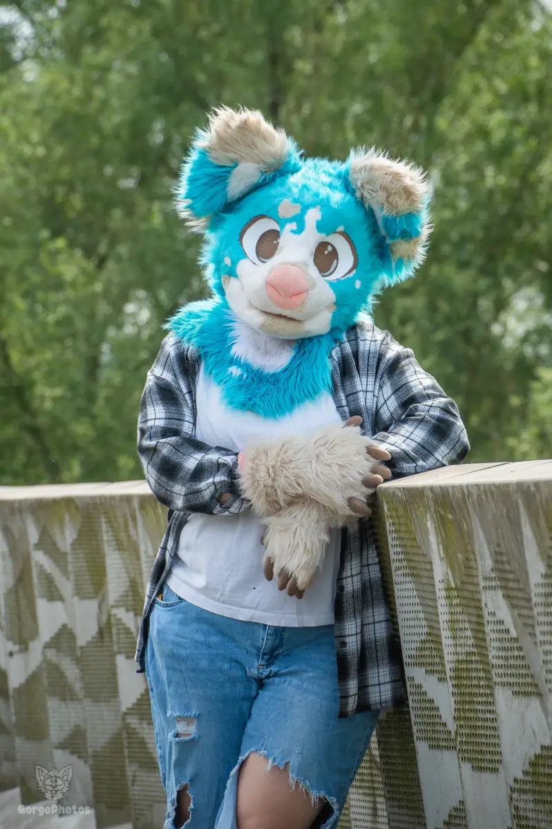 miilkybridgephotoshoot-18-standard.webp