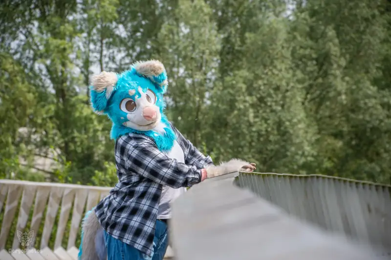 miilkybridgephotoshoot-4-standard.webp