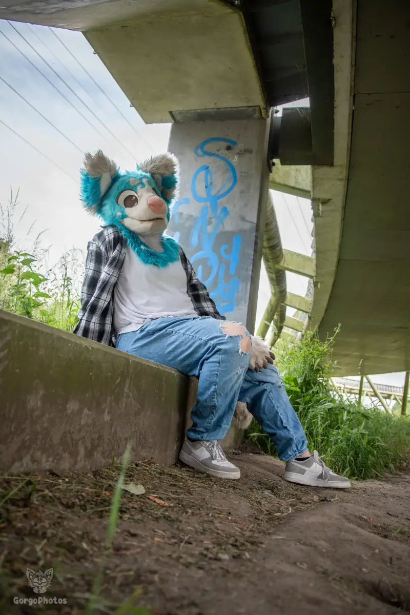 miilkybridgephotoshoot-51-standard.webp