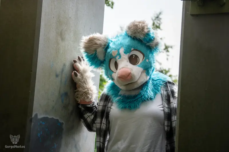 miilkybridgephotoshoot-52-standard.webp