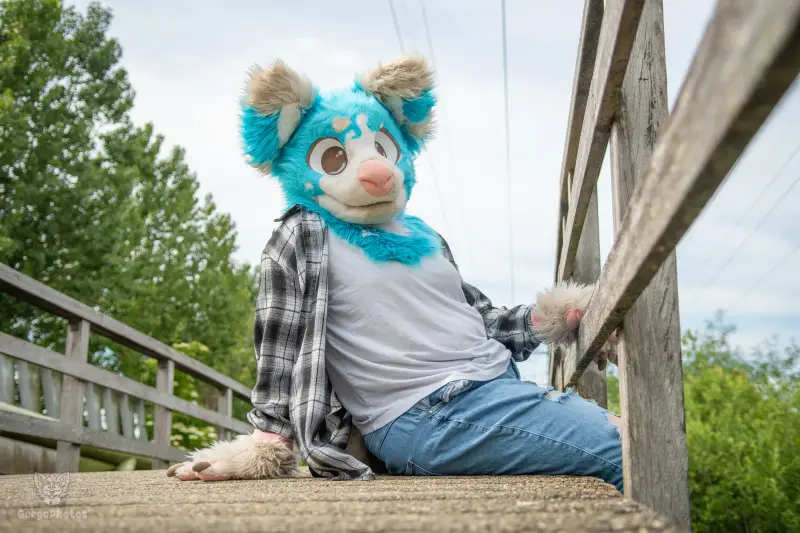 miilkybridgephotoshoot-54-standard.webp