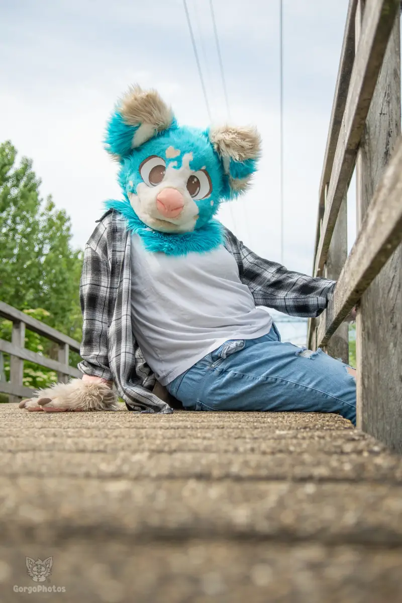 miilkybridgephotoshoot-55-standard.webp