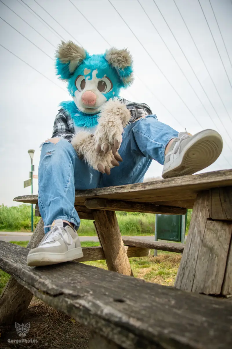 miilkybridgephotoshoot-63-standard.webp