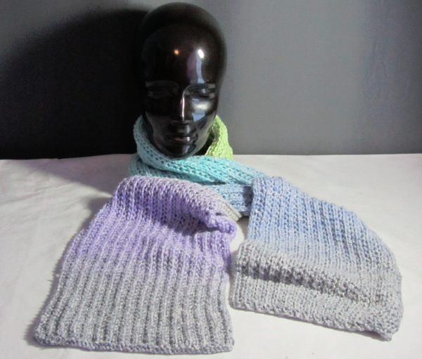 Blau/Violett/Grün/Grau