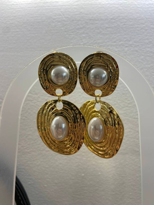 Σκουλαρίκια