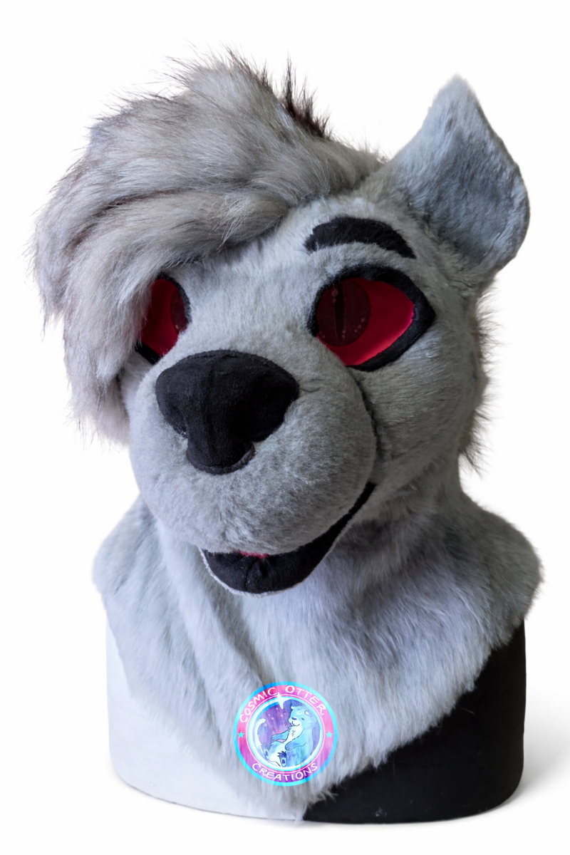 fursuit_head_hyeena_front-standard.png