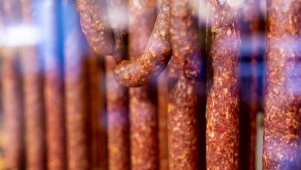 Bio Dauerwurst vom Rind mit Tomate Basilikum