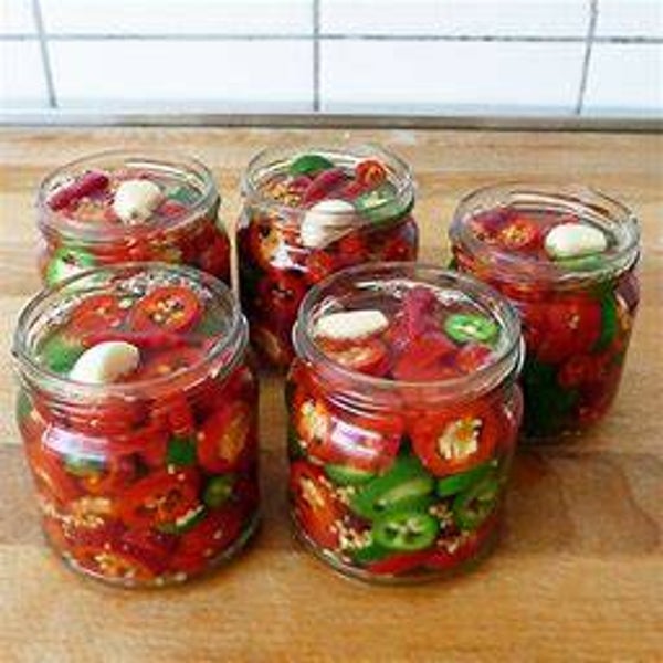 Jalapenos gefüllt mit Kräuterfrischkäse 100g